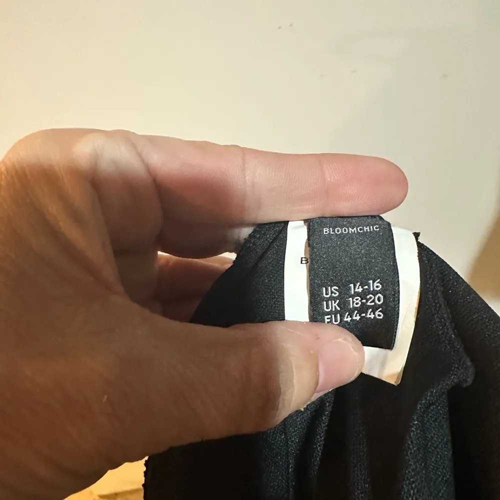 BloomChic Ruffle Top Bathing Suit Size 14/16 Black - Image 3