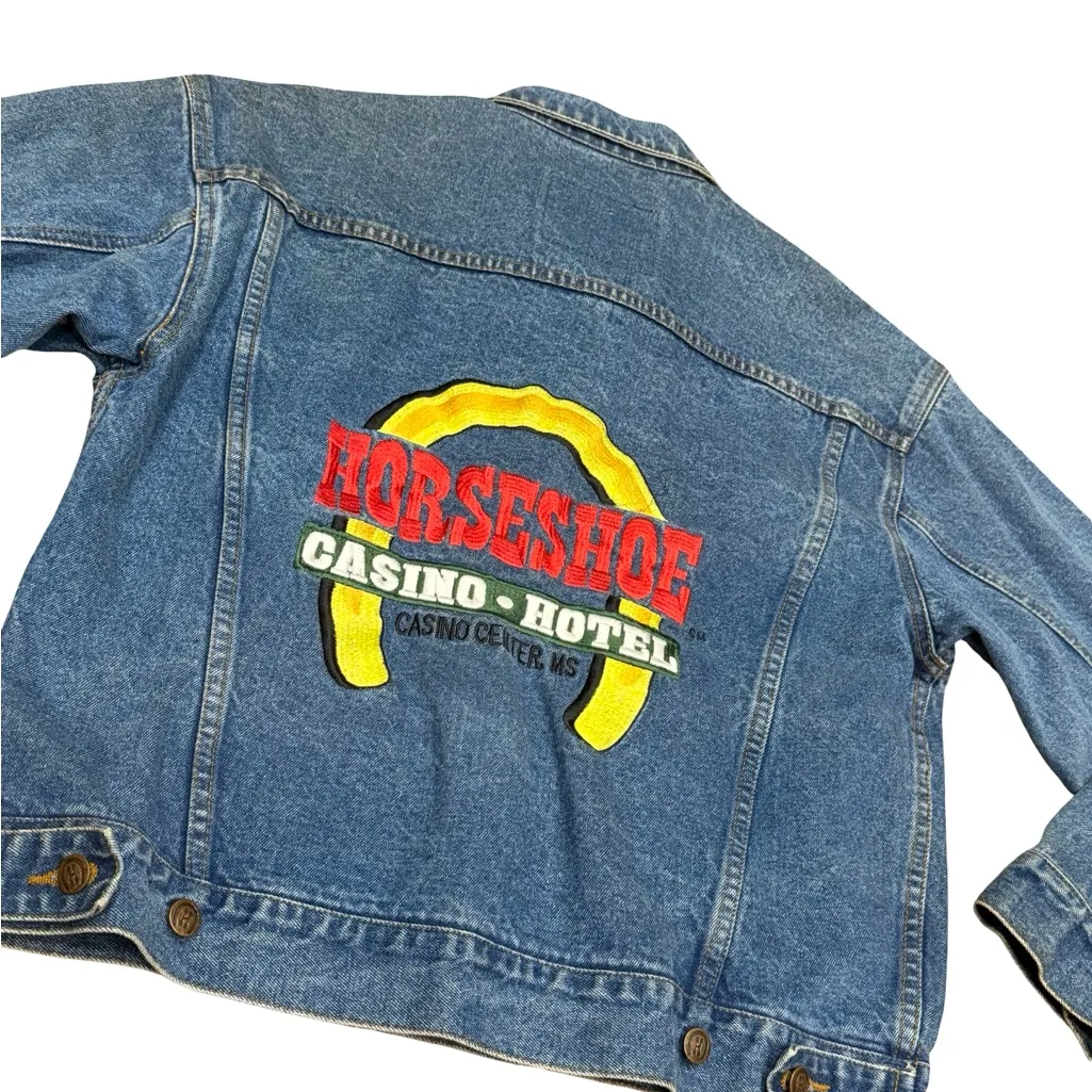 🧥🐎 Vintage Women’s Horseshoe Casino Hotel Embroidered Jean Jacket – Size M Blue Size M - Image 13