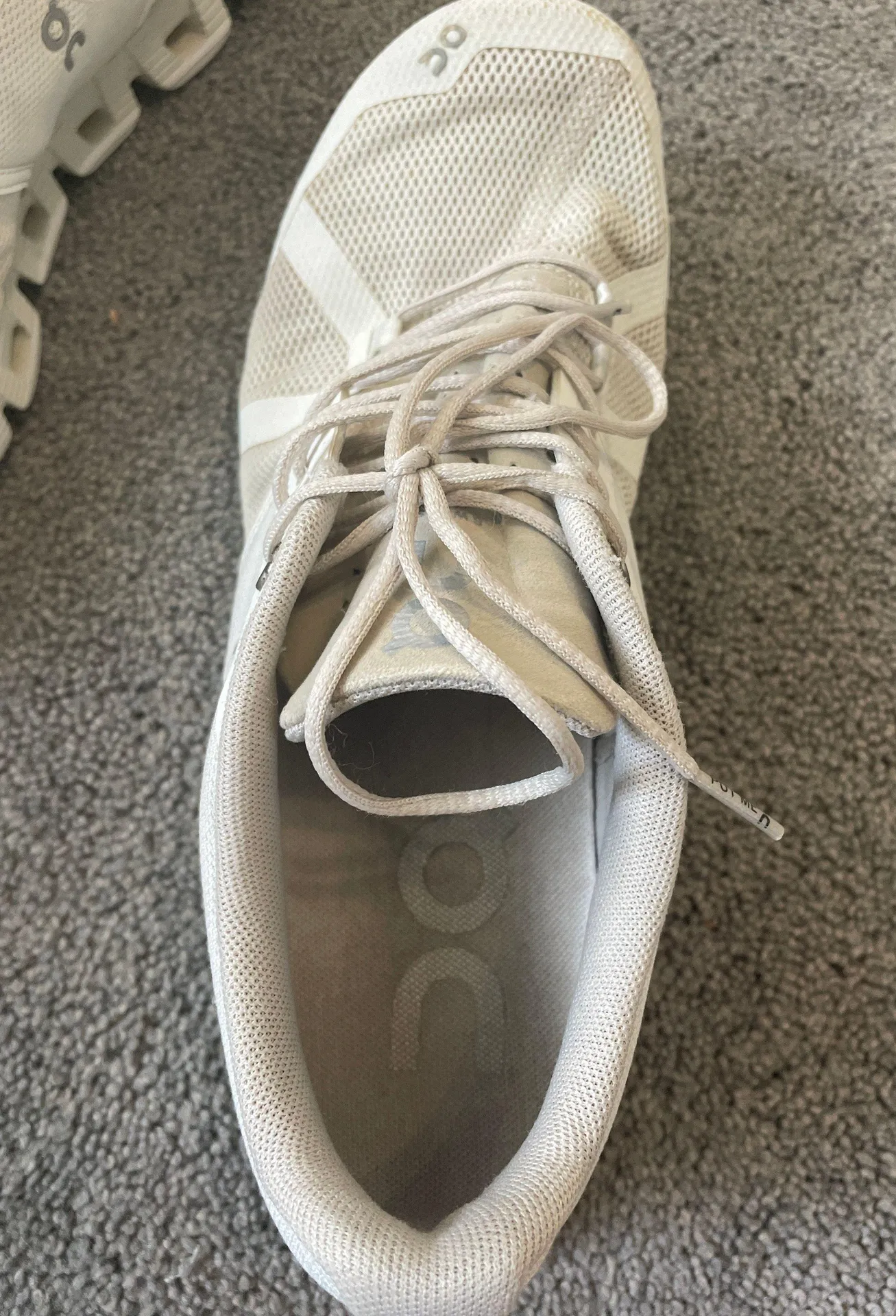 On Cloud  Running Shoes - Image 4