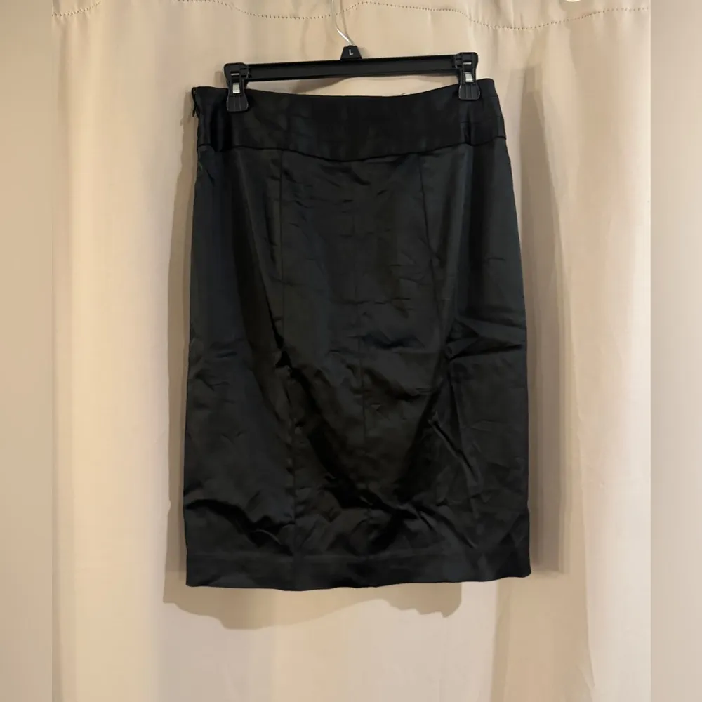 Women's White House Black Market Knee-Length Skirt - Image 3