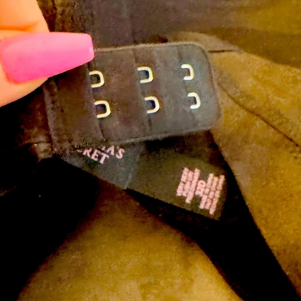 Victoria's Secret Limited Edition Fashion Show Sequin Push-up Bra - Image 15