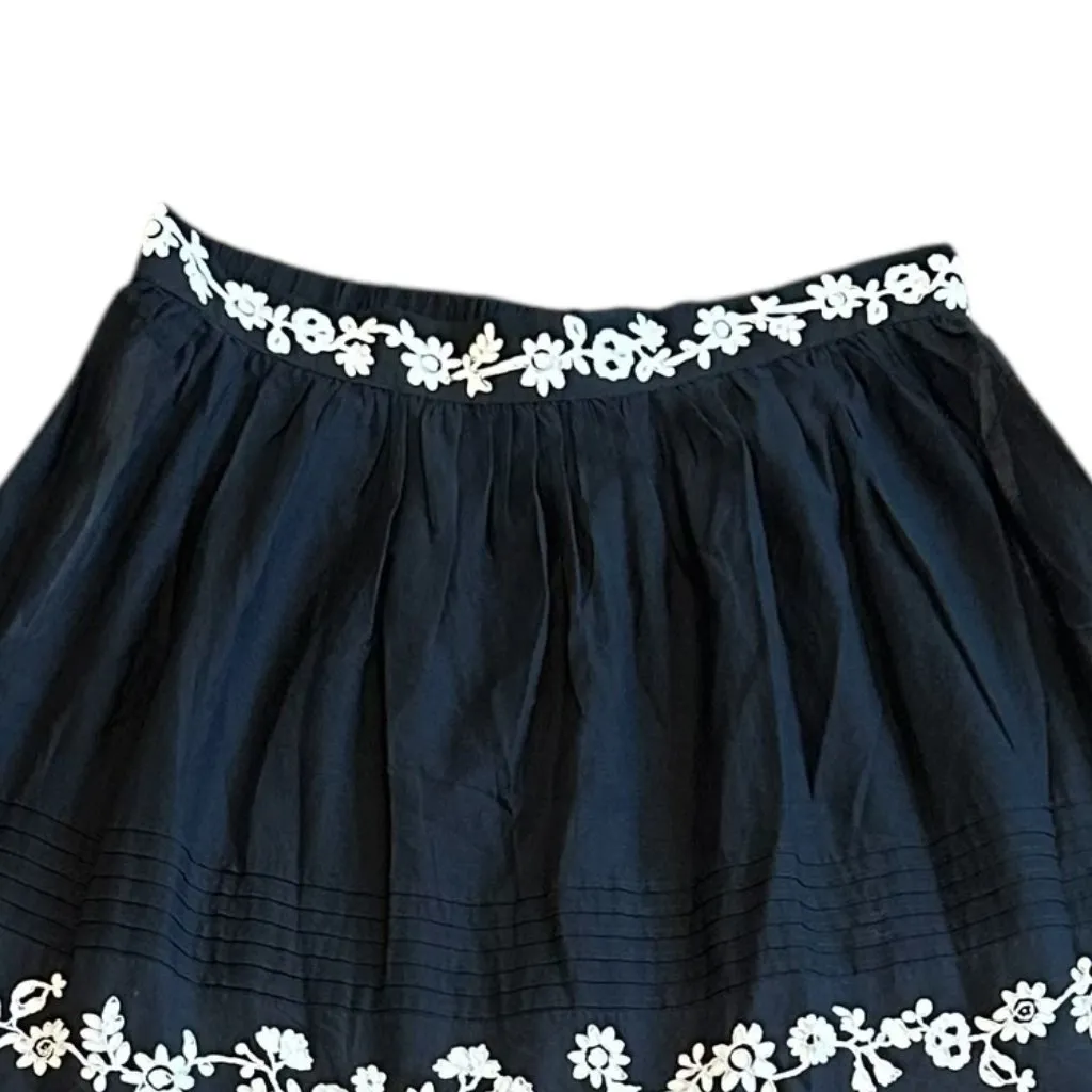 Farm Rio Embroidered Ruffle Maxi Skirt Tiered Cotton Black White Size Medium NWT - Image 3