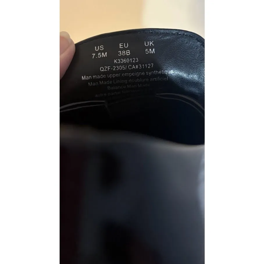 DKNY Women's Black Slip On Penny Loafer Low Chunky Heel Size 7.5M - Image 6