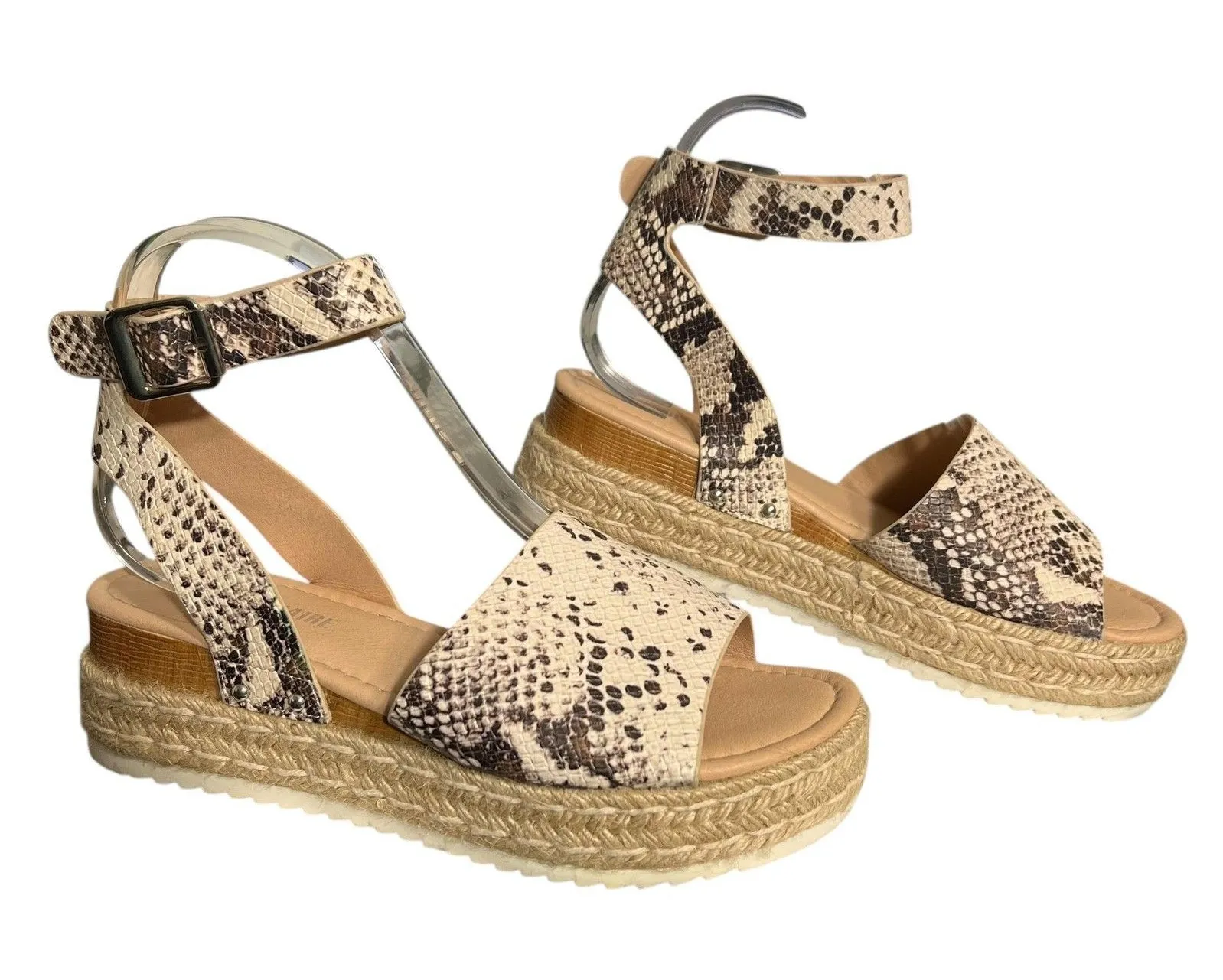 CUSHIONAIRE Miranda Sandals Womens 8 Snake Print Espadrille Platform Boho Ankle - Image 1