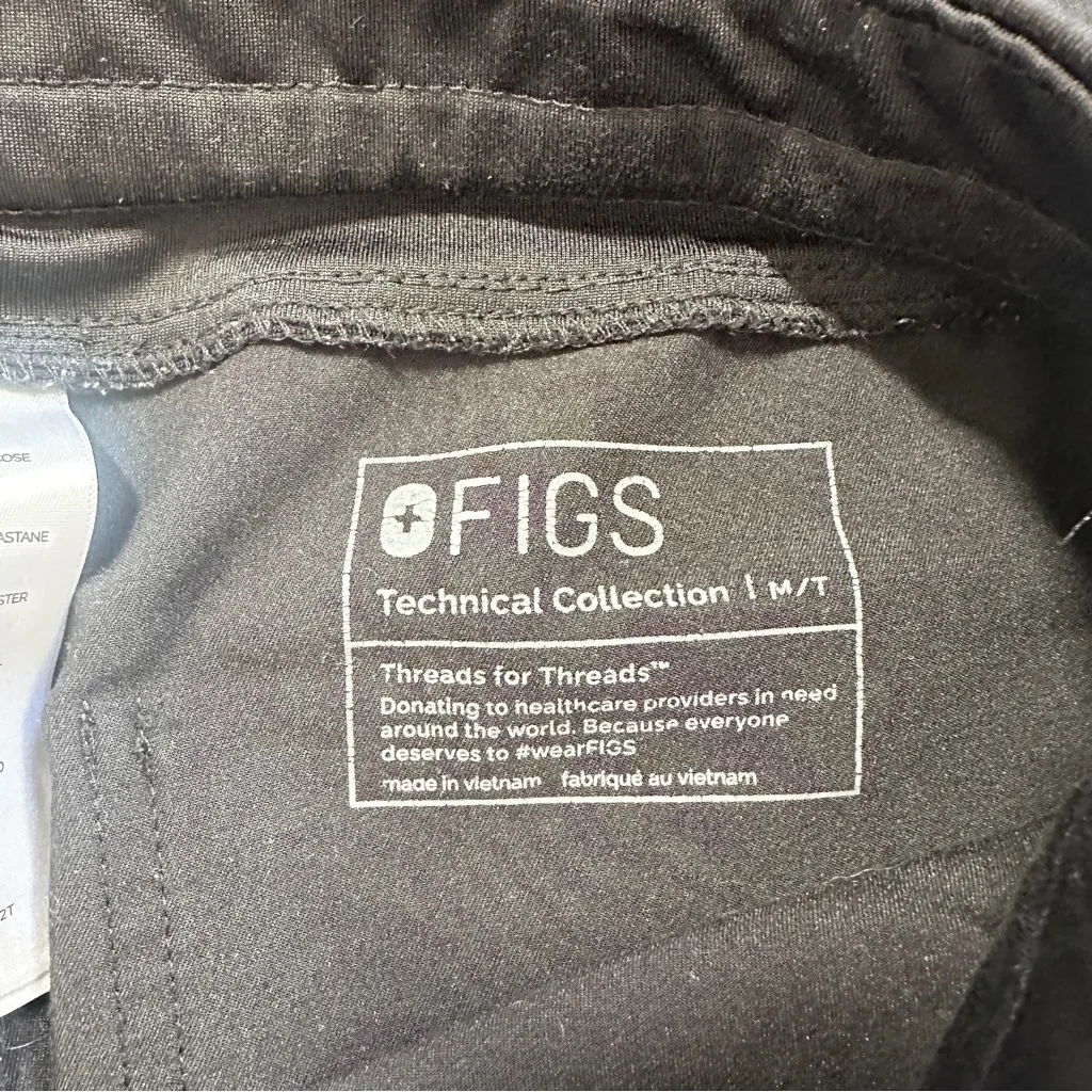 Figs Women’s High Waisted Zamora Jogger Scrub Pants Pull On in Black MT - Image 9