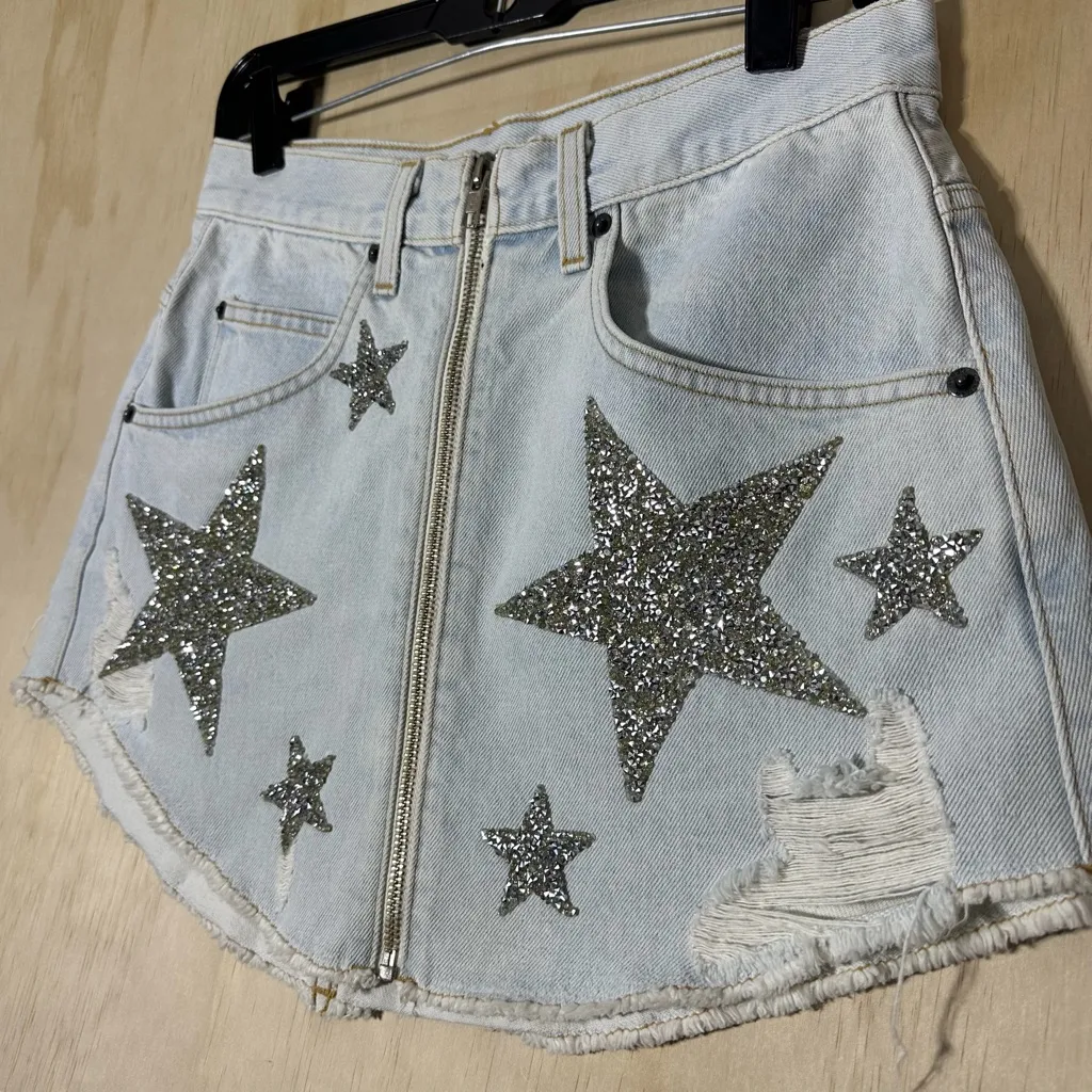 Carmar Los Angeles Star Studded Distressed Denim Mini Skirt Size 28 Blue - Image 2