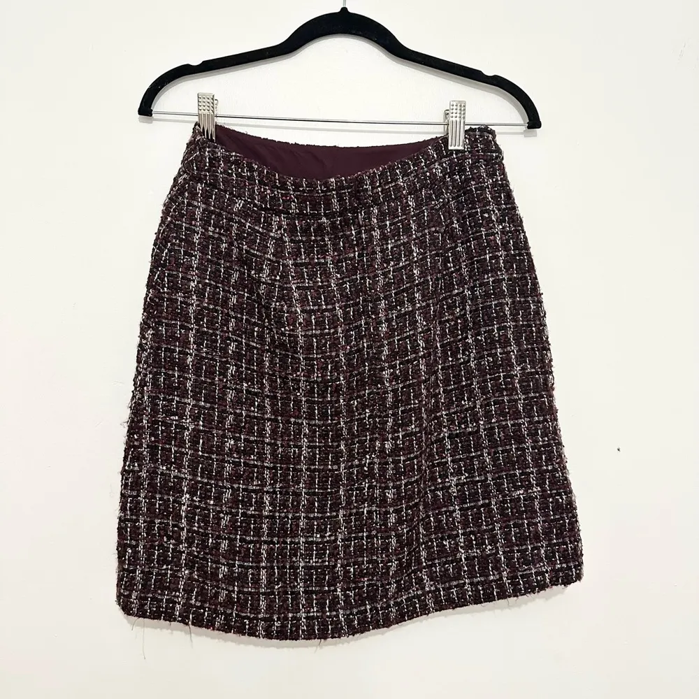 Ann Taylor LOFT Boucle Pocket Shift Skirt Size 0 Classic Plum - Image 5