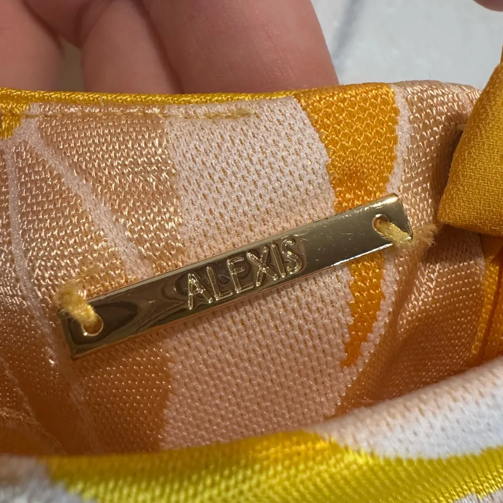 $650 Alexis Brave One-Shoulder Asymmetric Maxi‎ Yellow Jacquard Dress Size XS-S - Image 10