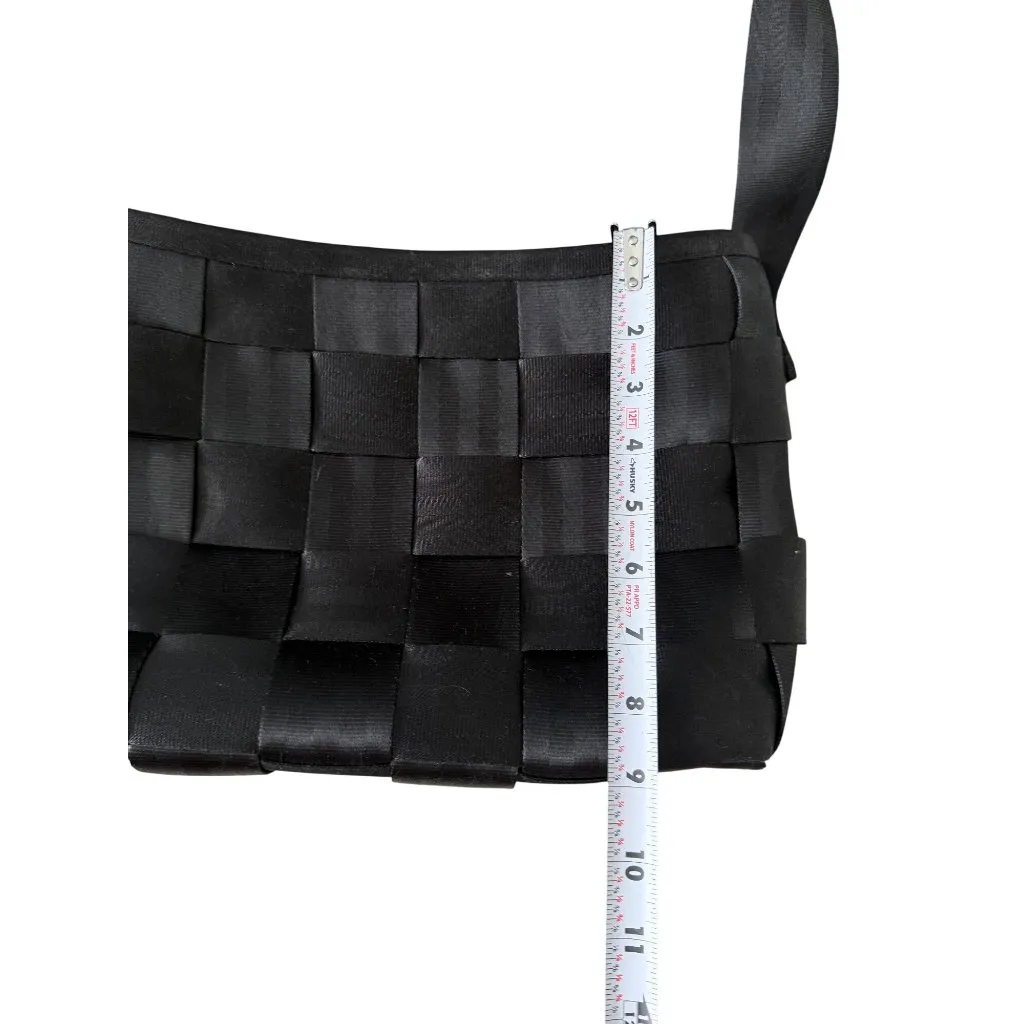 HARVEYS Executive Messenger Black Seat Belt Bag - Image 11