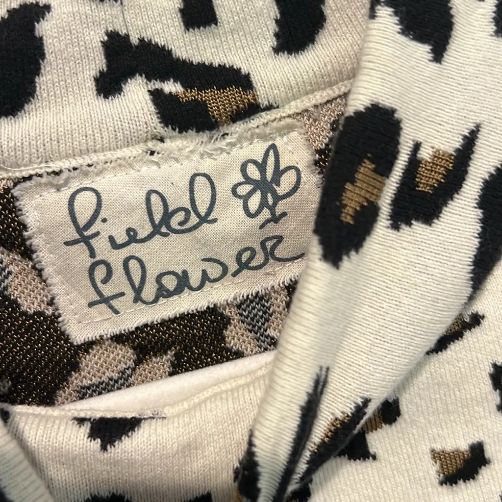 Anthropologie Field Flower Leopard Print Top Short Sleeve Sweater Knit Small - Image 5