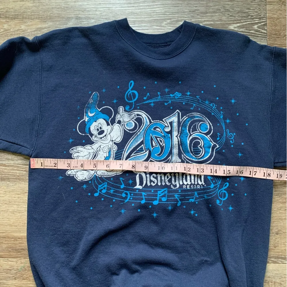 Disneyland by Walt Disney World by Hanes Navy 2016 Crewneck Sweatshirt S - Image 4