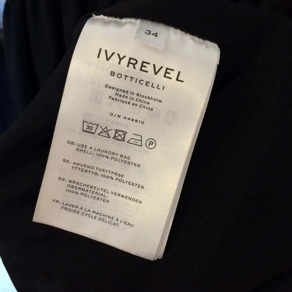 Ivy Revel Dress Black 34 Small - Image 3