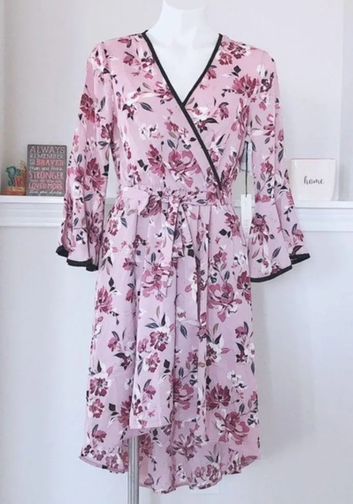 June & Hudson Bell Sleeve Dress Faux Wrap Floral Print Purple Black Size M NWT - Image 3