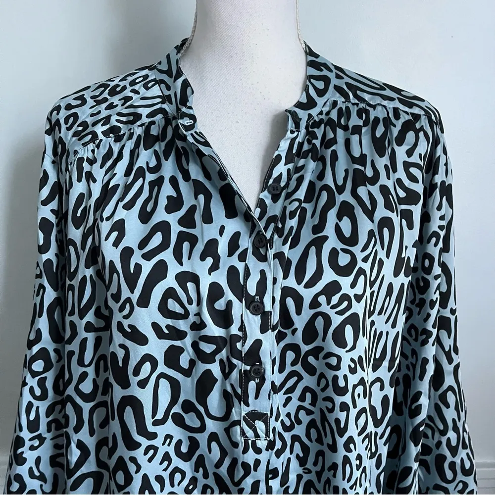 Rebecca Minkoff • NWT Black and White Leopard Print Fleur Top Blouse - Image 5