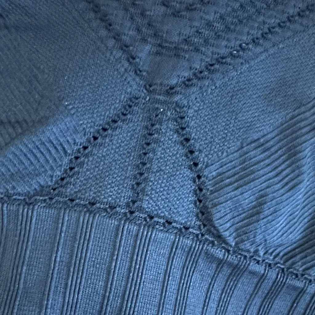 Athleta Midnight Blue Textured Crop Top - Image 8