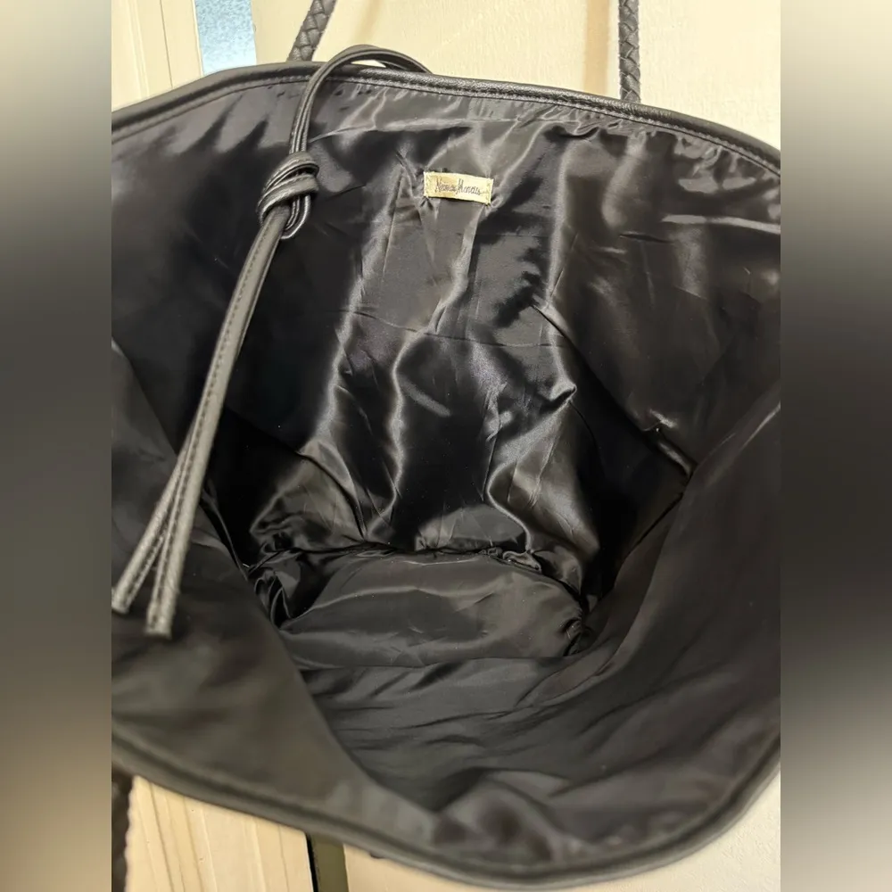 Neiman Marcus Large Boho Beach Black and White Geometric‎ Tote Bag - Image 6