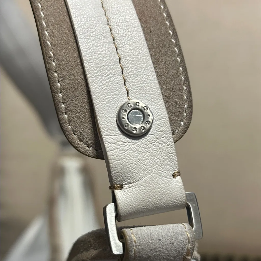Ecco  White and Grey Leather and Suede Shoulder Bag - Image 7
