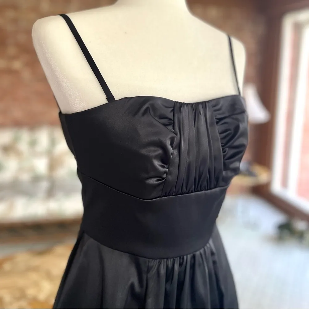 WHBM Dress Satin Ruched Fit & Flare Strapless Black Mini 0 Cocktail Party LBD - Image 10