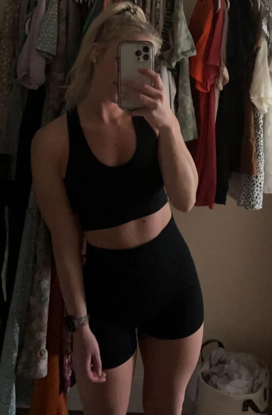 Amazon Ribbed Workout Set - Image 10