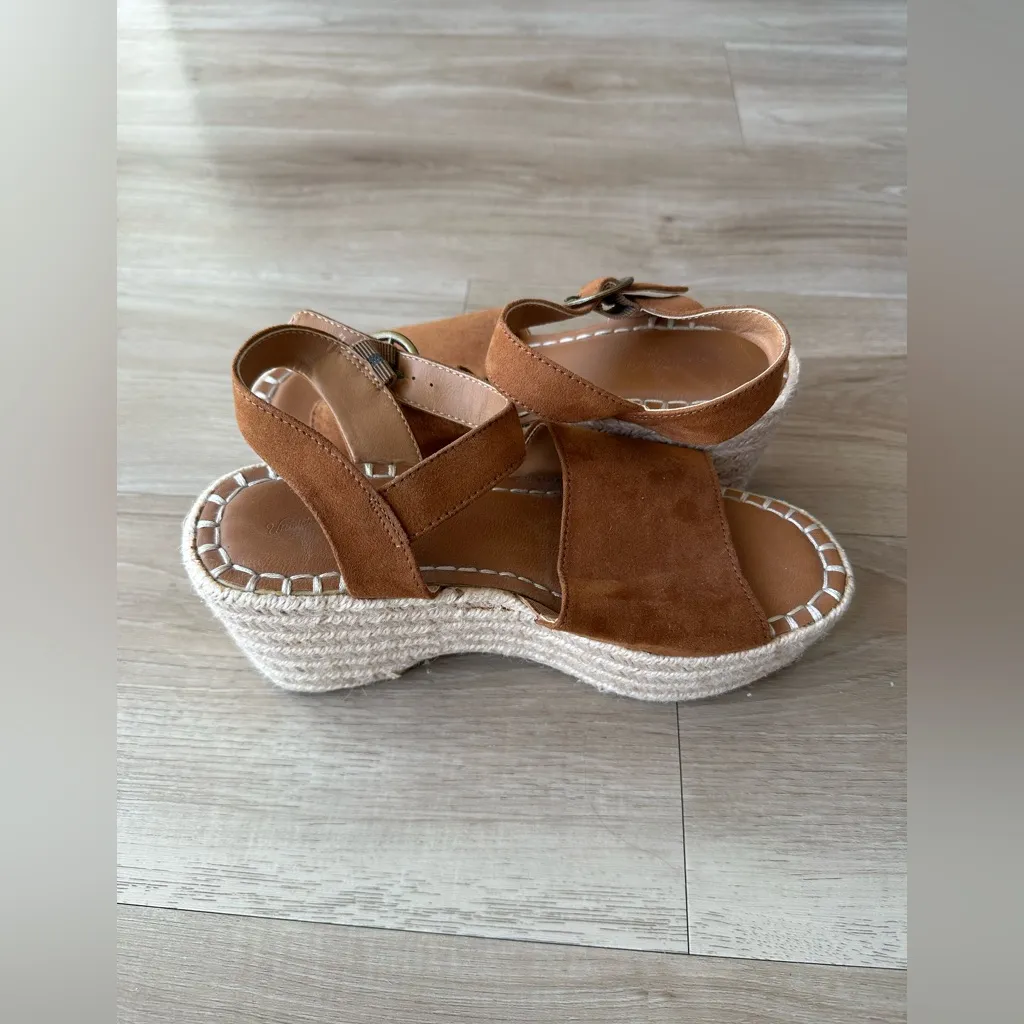 Universal threads platform brown sandals - Image 4