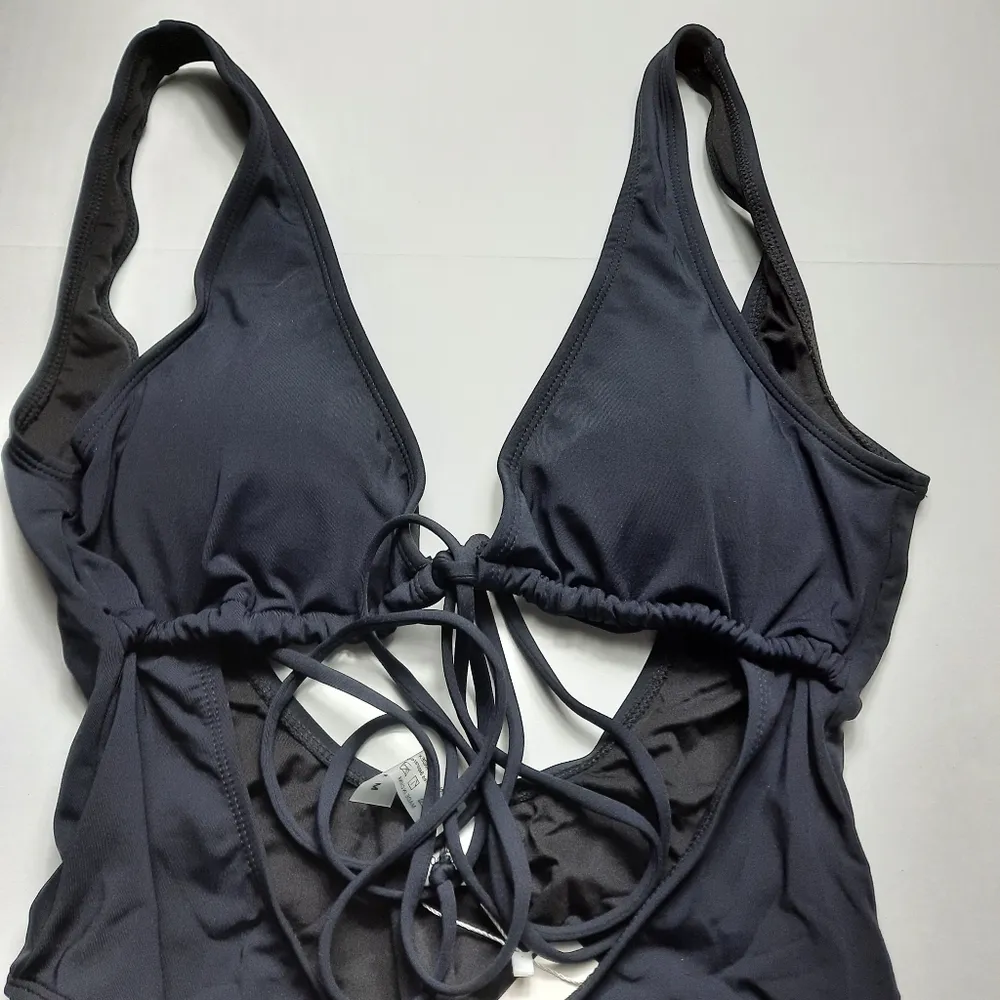 Holipick Swimsuit Women's Medium Black Cut Out Front Bikini Swimwear One Piece - Image 7