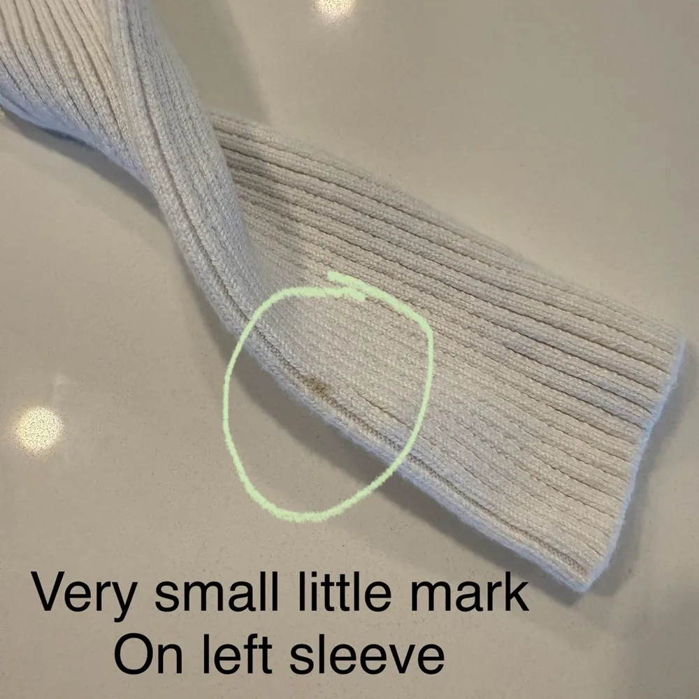 Abercrombie & Fitch White Ribbed Sweater Top Sweetheart Neckline - Image 9