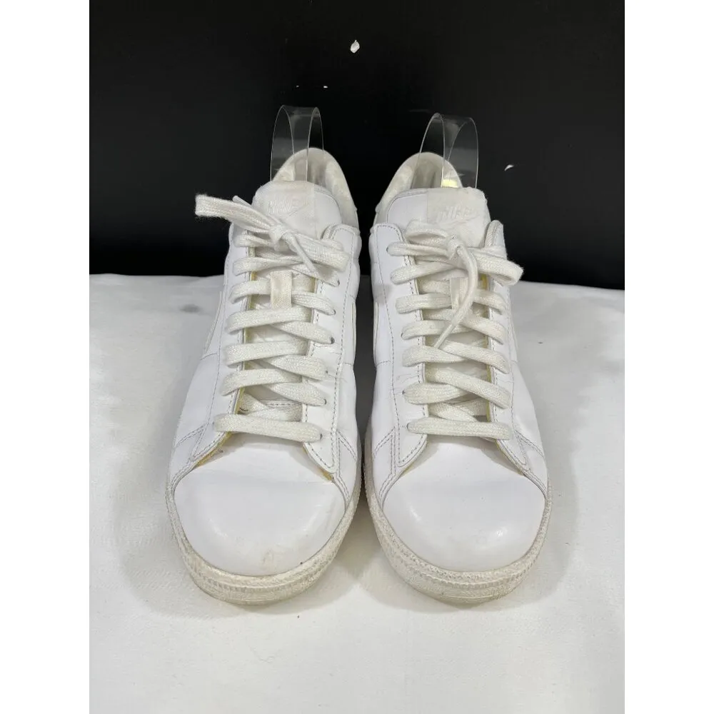 Nike Women's White Tennis Shoes/Sneakers Size 9.5 SKU 5636 - Image 2