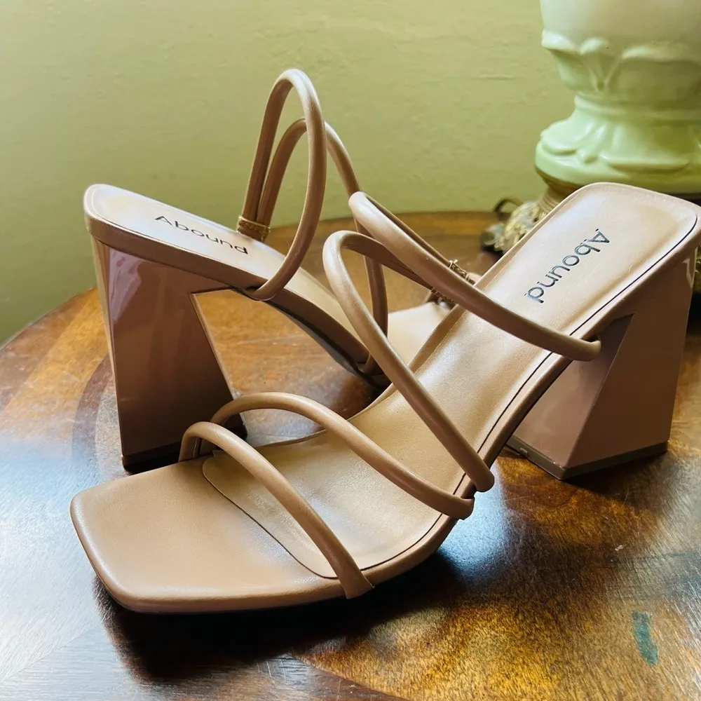 Abound Austyn Tubular Strappy Block Heeled Sandal Tan Mocha Size 10 NEW - Image 3