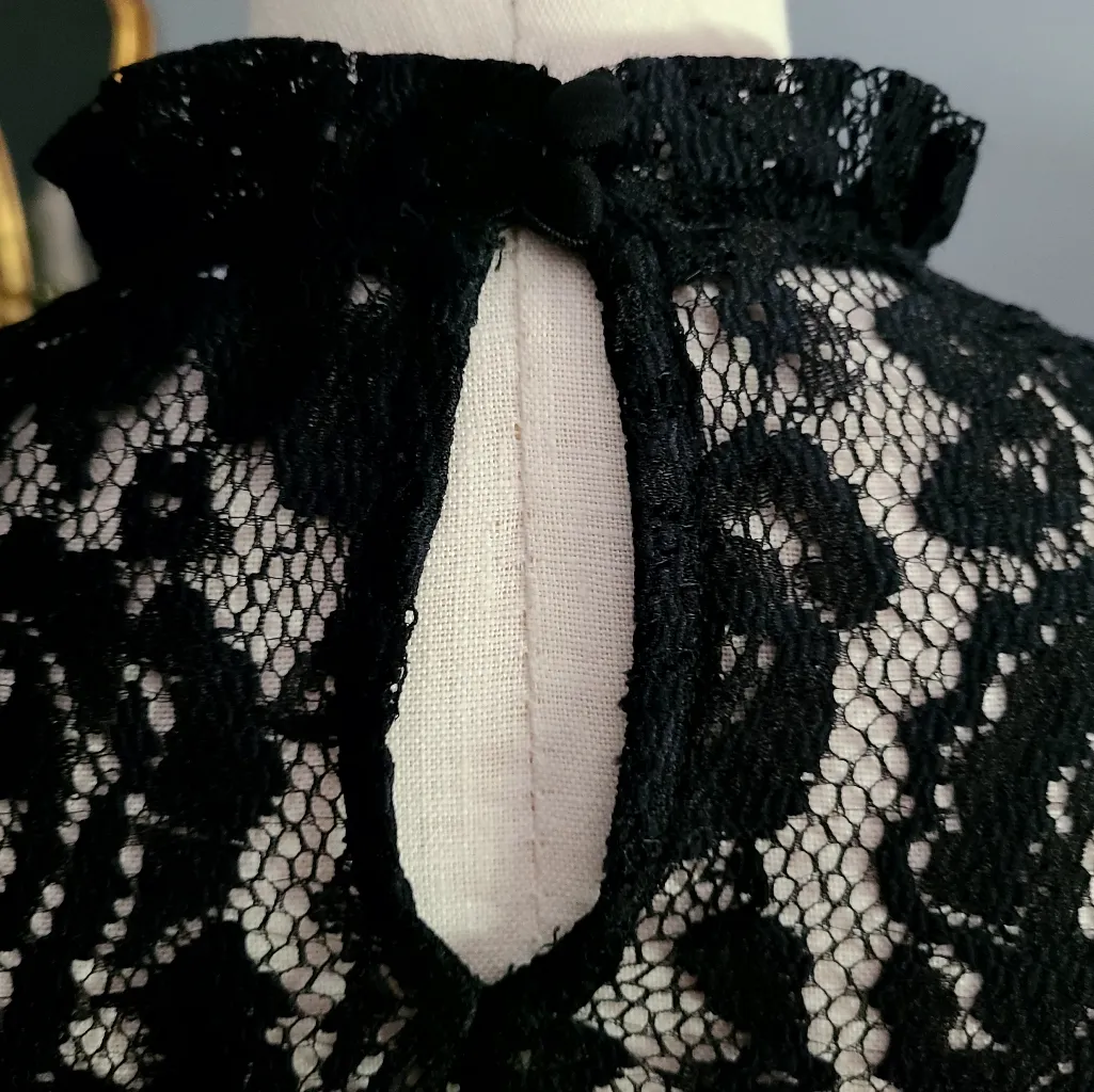 NWT INC Black Lace Top With Camisole Size M - Image 5