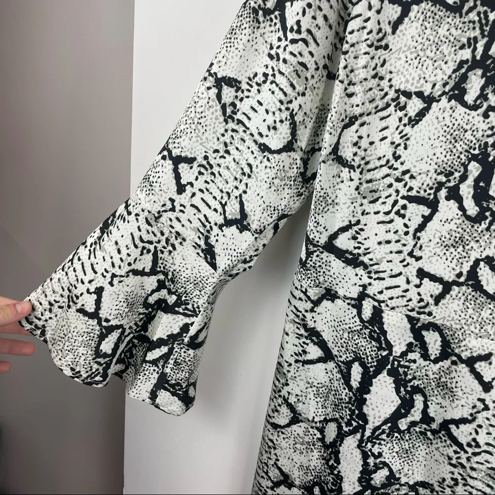 525 America Satin Snakeskin Print Wrap Dress Sz Medium Ruffle Bell Sleeve - Image 6