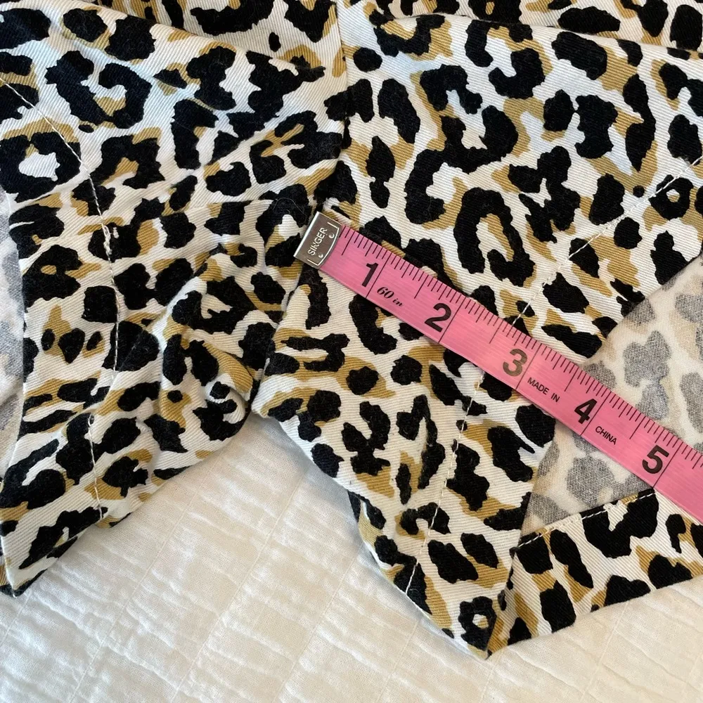 J. CREW Classic Cotton Chino Short in Leopard Print 3.5" Size 4 Y2K Preppy - Image 10