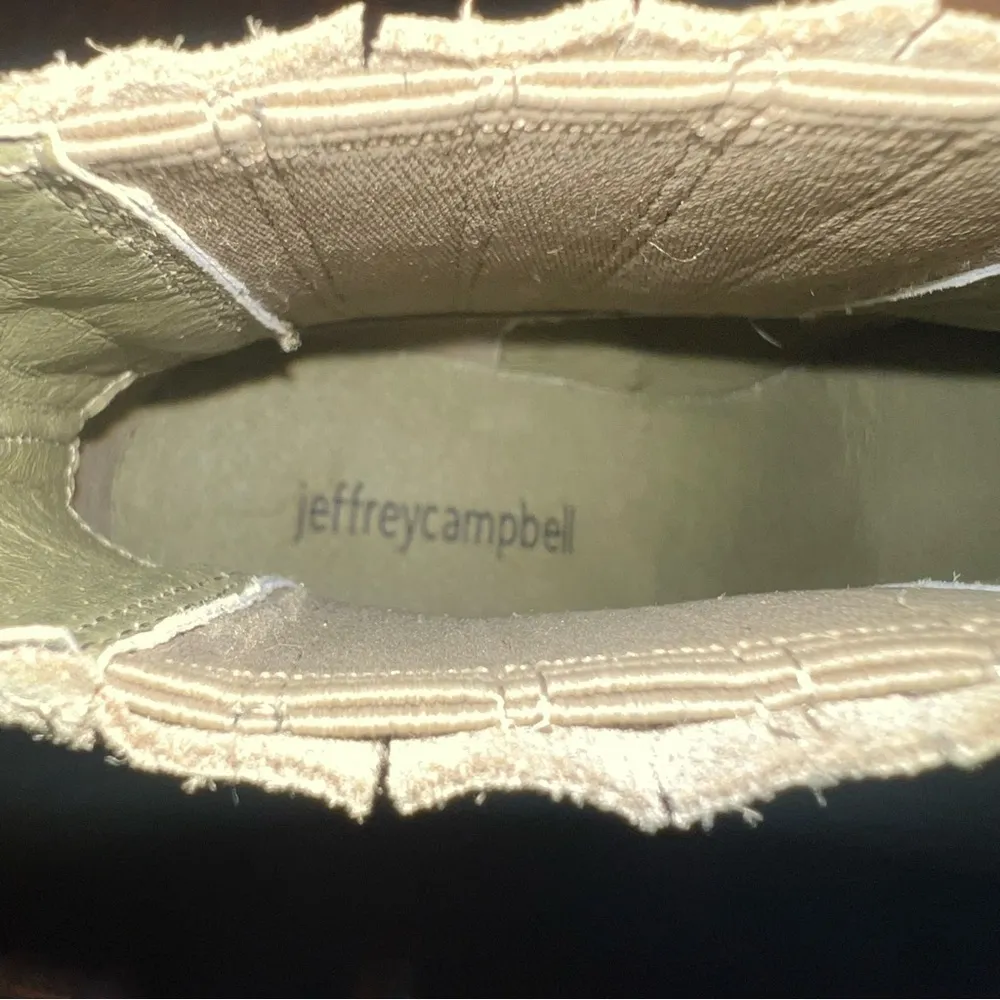 Jeffrey Campbell Tuckee Lug Sole Boot in Green Size 7 - Image 4