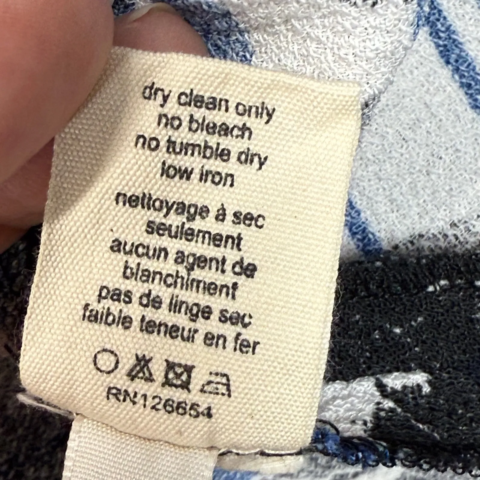 L'AGENCE Fit &‎ Flare Dress Palm Print Sleeveless V-Neck Blue White Size 6 - Image 9