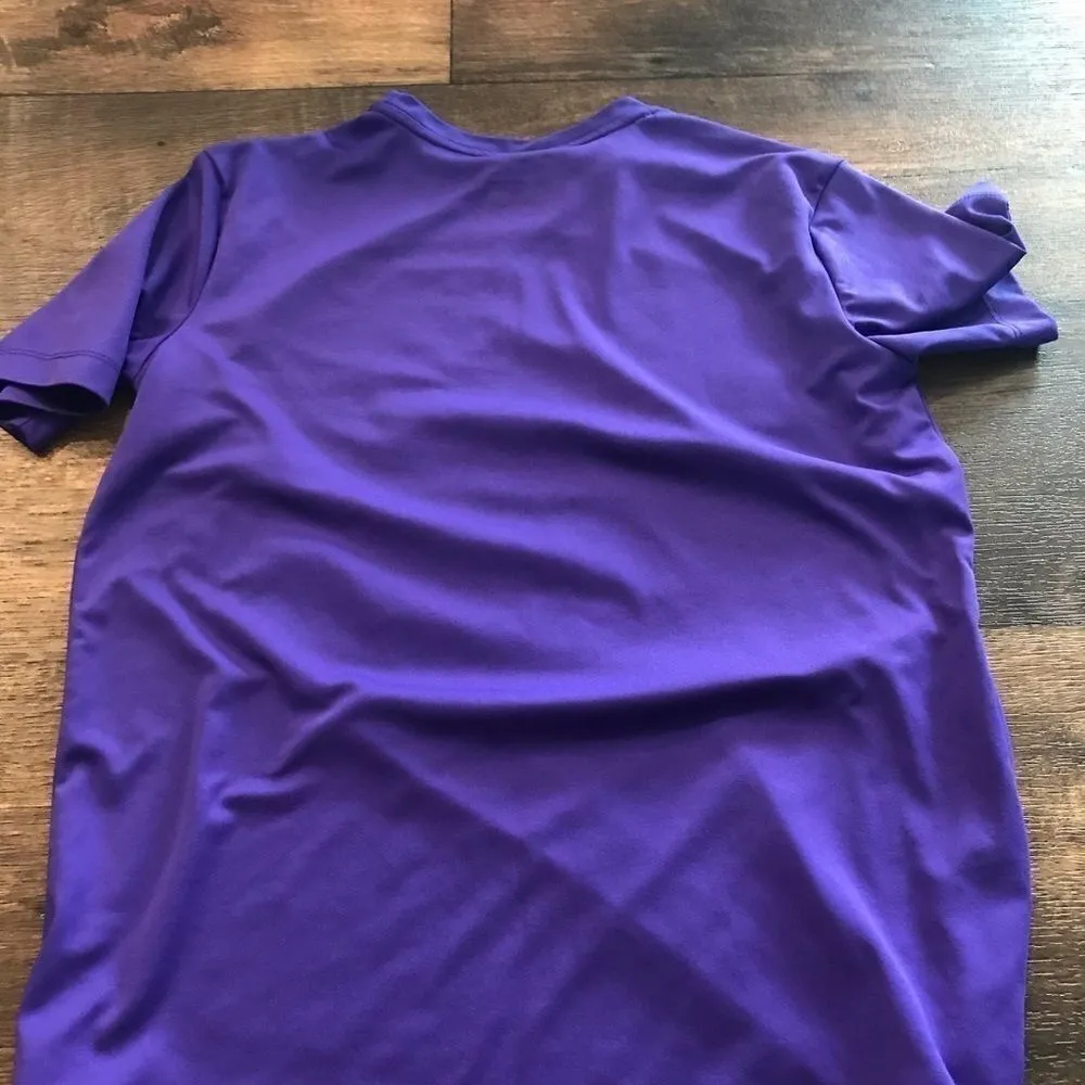 Old Navy Activewear Short Sleeve XL Go-Dry Top - Image 12