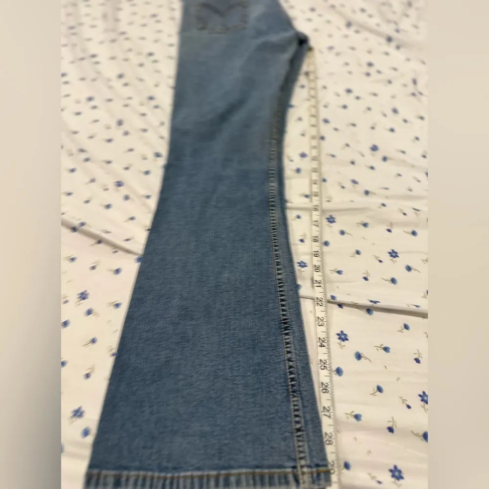 Vintage Levi 519 ‘04 Y2K Low Stretch Flare Jeans Juniors Size 9 JR M Dark Wash. - Image 4