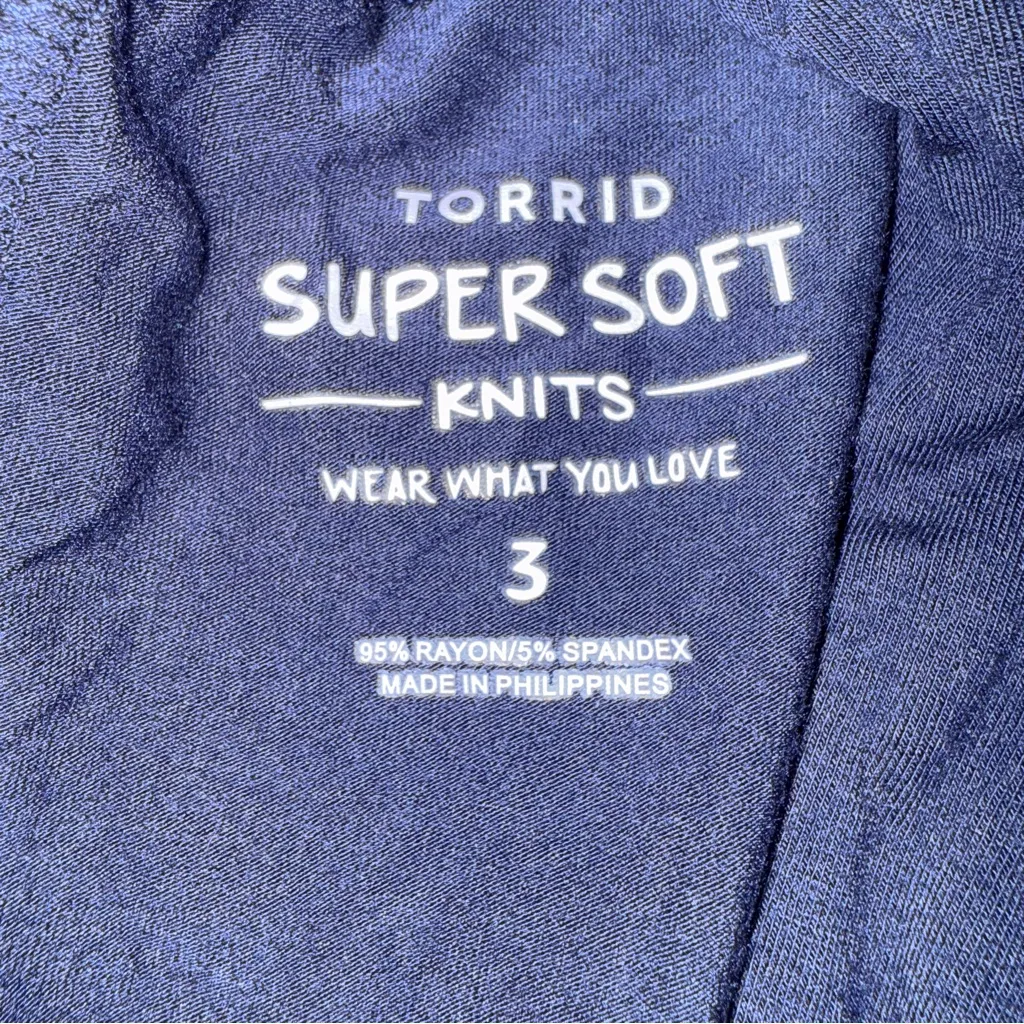 Torrid Super Soft Knits Dark Blue Ruched Long Sleeve Open Cardigan‎ Sz 3X NEW - Image 3