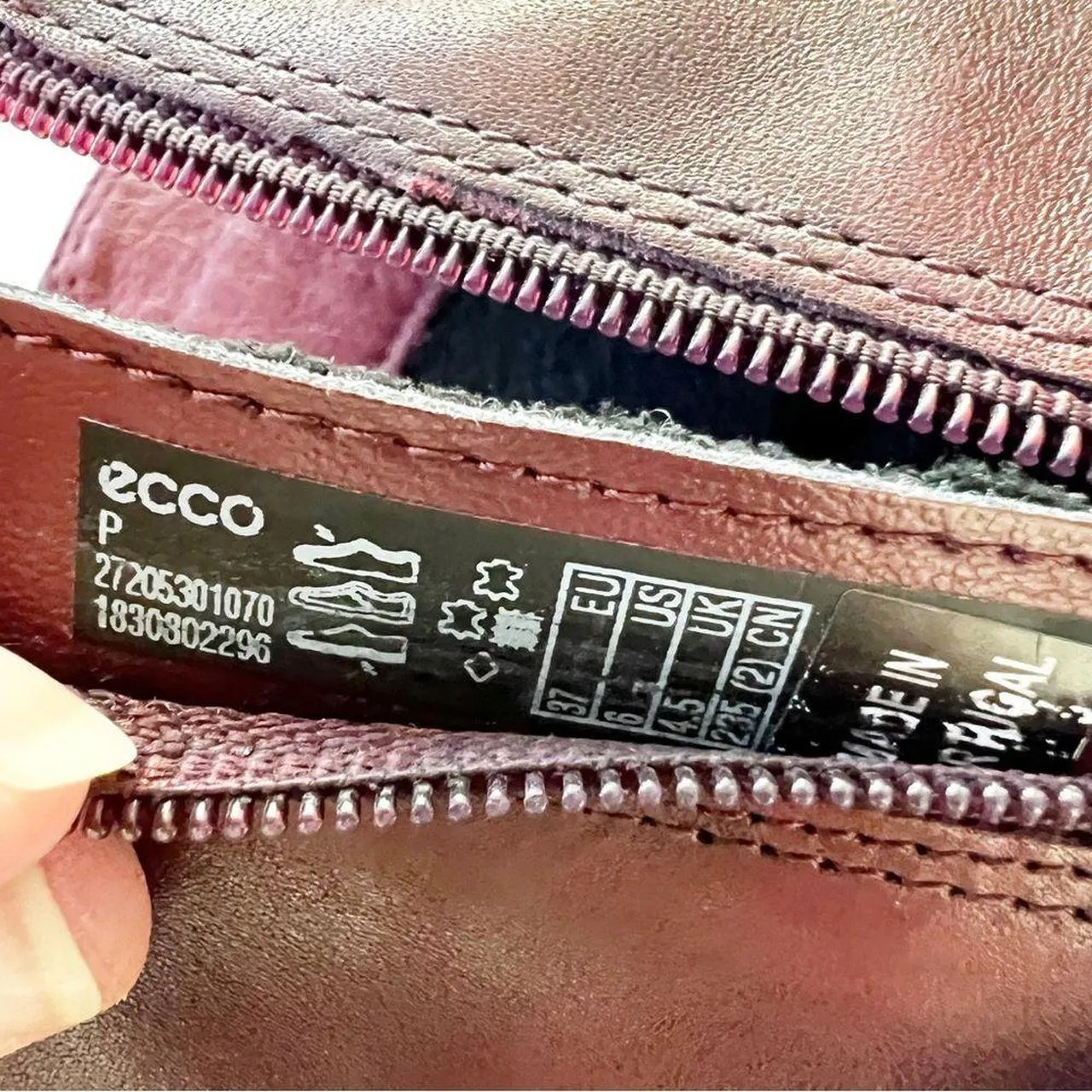 Ecco  Oxblood Ankle Boots - Image 4