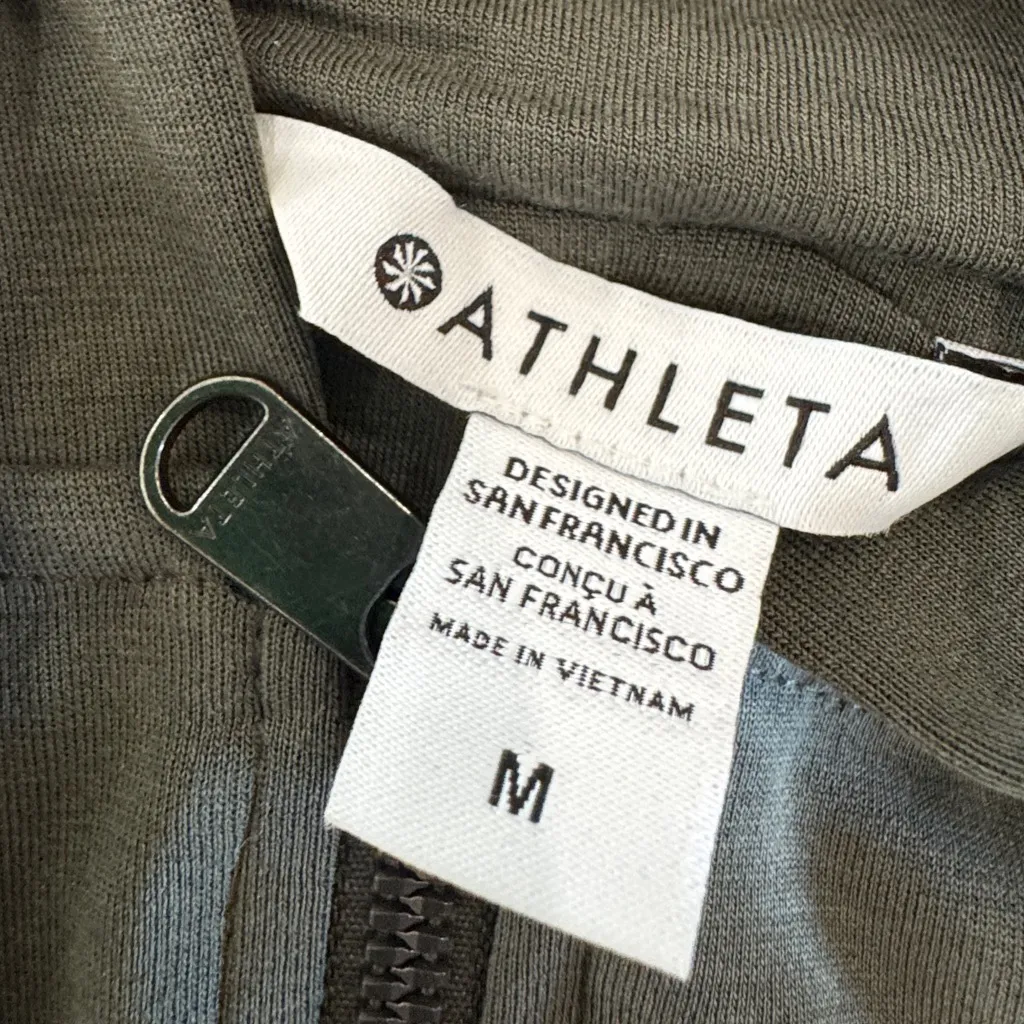 Athleta  Seasoft Bubble Hem Full Zip Aspen Olive Green size medium - Image 6