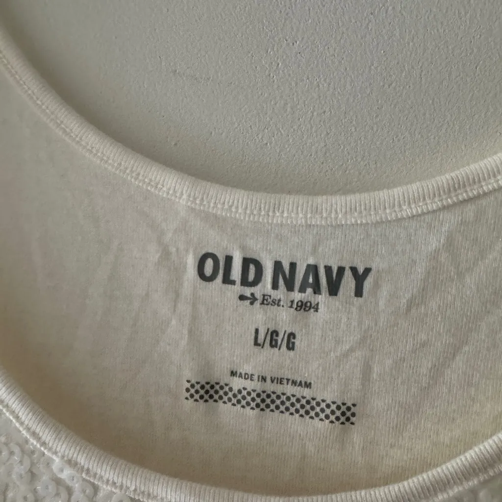 Old Navy  Nautical Ship Wheel Sequin Tank Top - Image 4