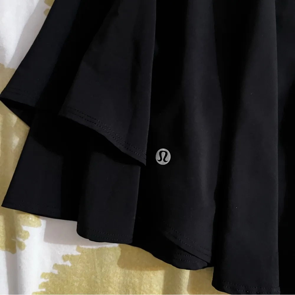 Lululemonn court rival black athletic skirt size 6 - Image 3