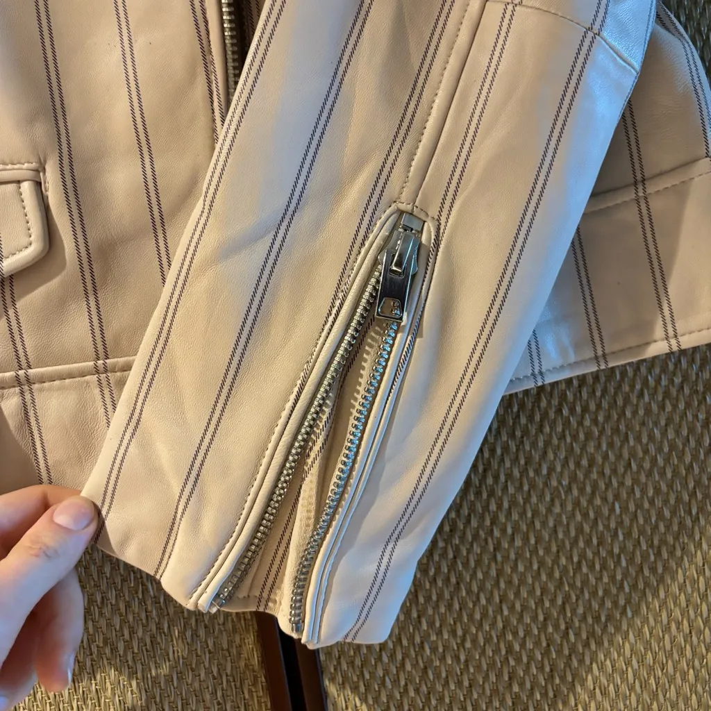 Derek Lam 10 Crosby Lamb Leather Jacket — Size 6 — Beige w/ Black Stripes - Image 6