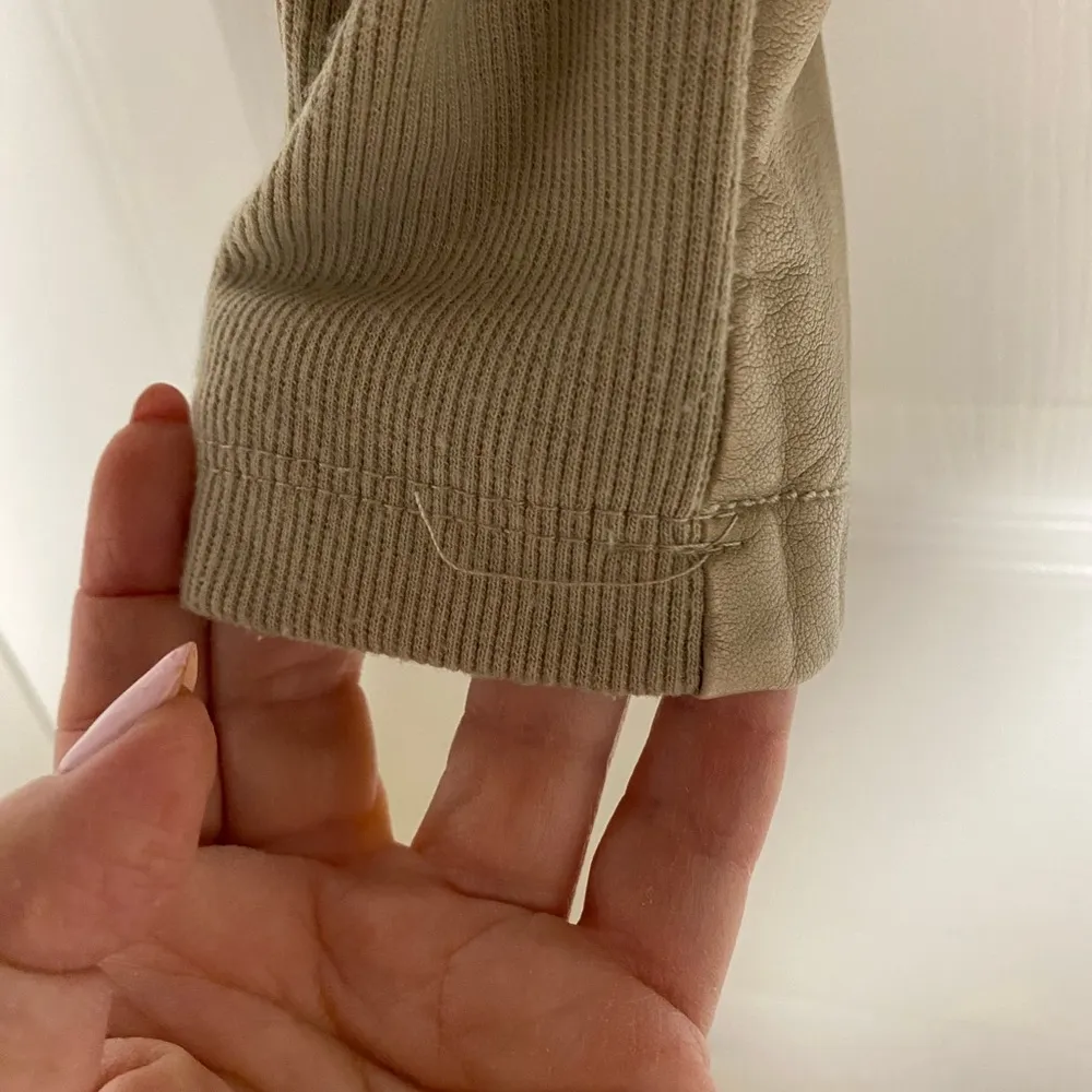 Kenneth Cole Faux Leather Jacket Size Large - Image 9