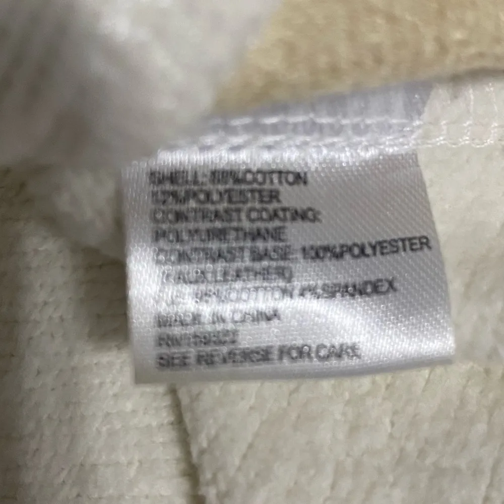 Sweatshirt Size Large Color Cream. - Image 9