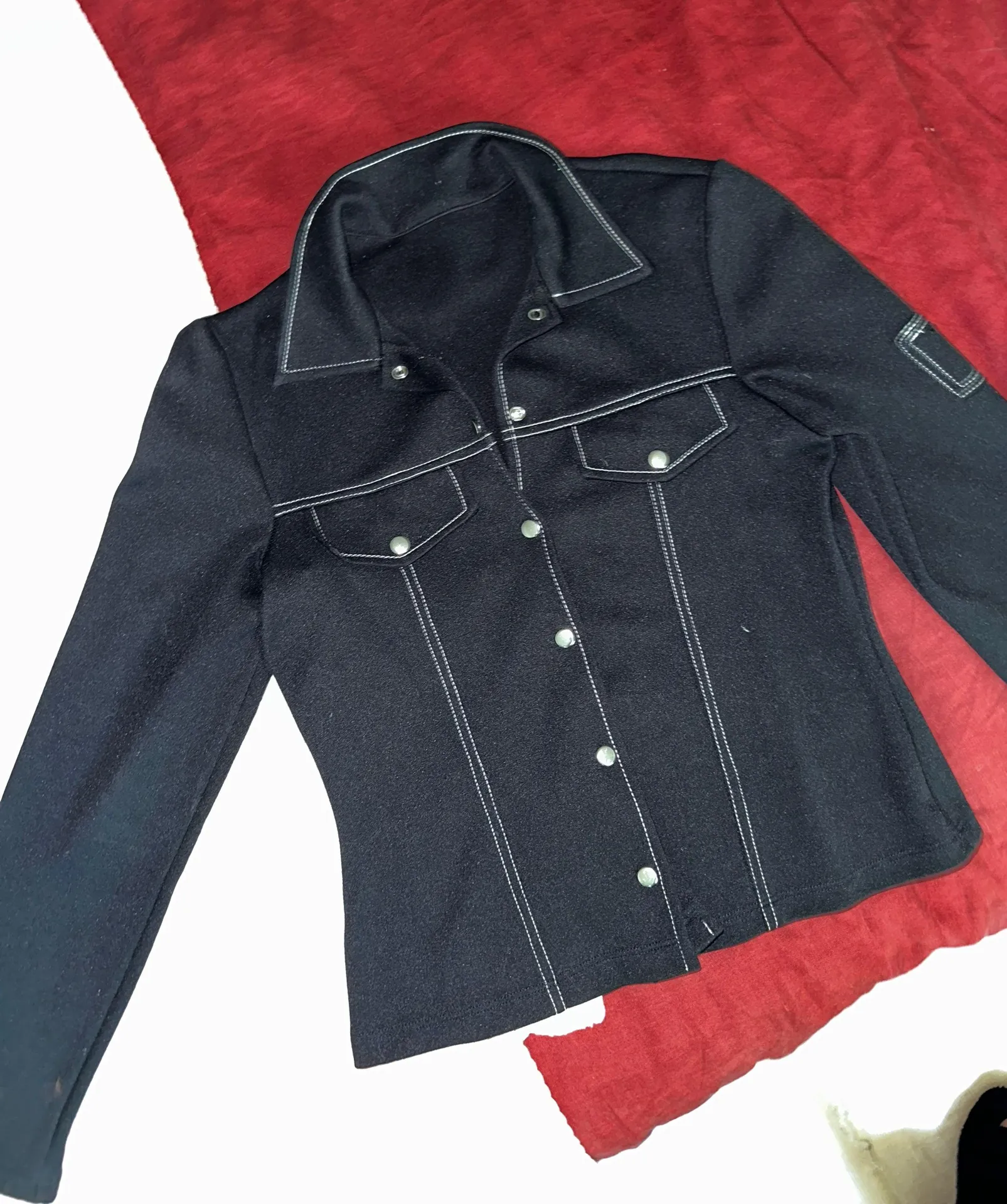 Vintage Button - Image 2