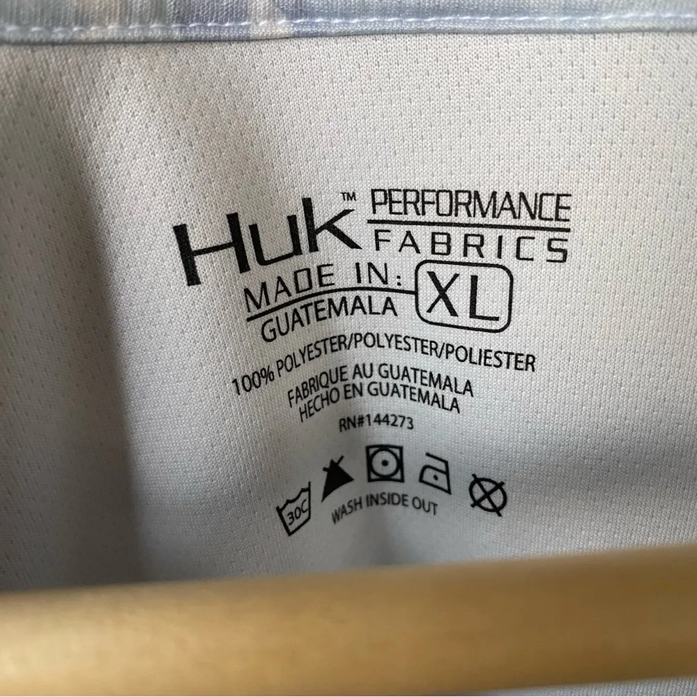 •Under Armor Huk quarter zip hooded pullover• Size XL - Image 5