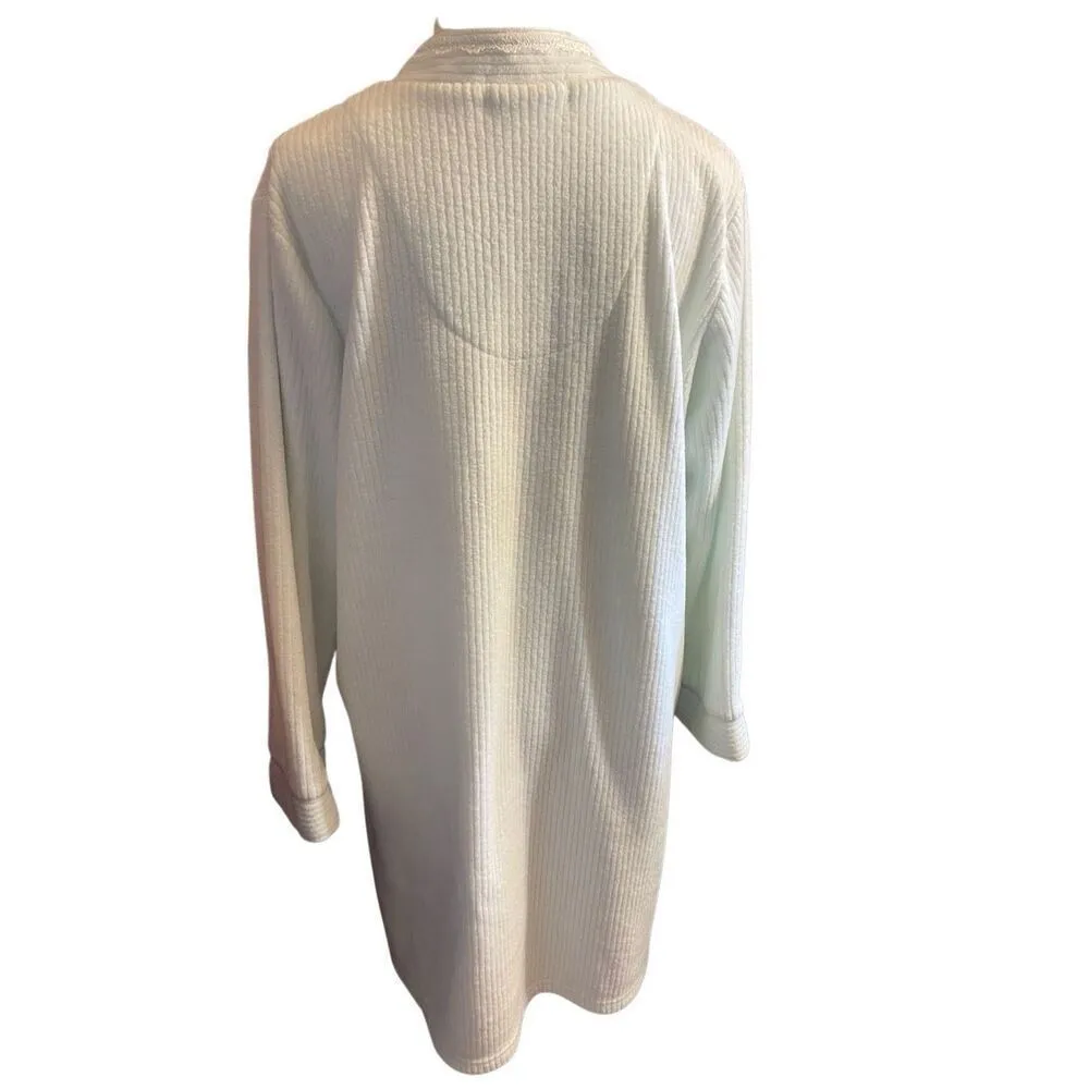 Miss Elaine Petites Quilted 90’s Vintage Zip Robe - Image 5