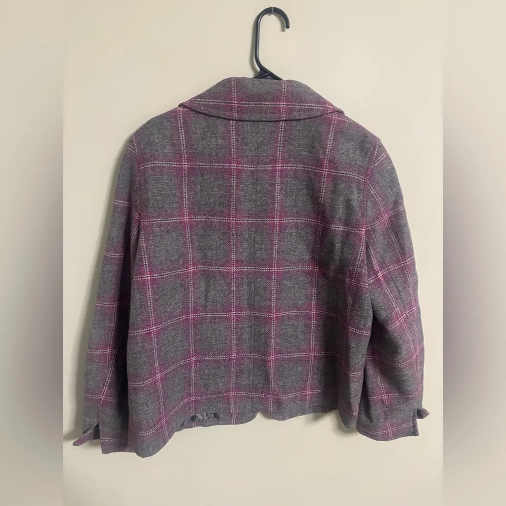 Talbots Blazer Jacket Size 14 Gray Purple Plaid Wool Blend Snap Front Pockets - Image 2