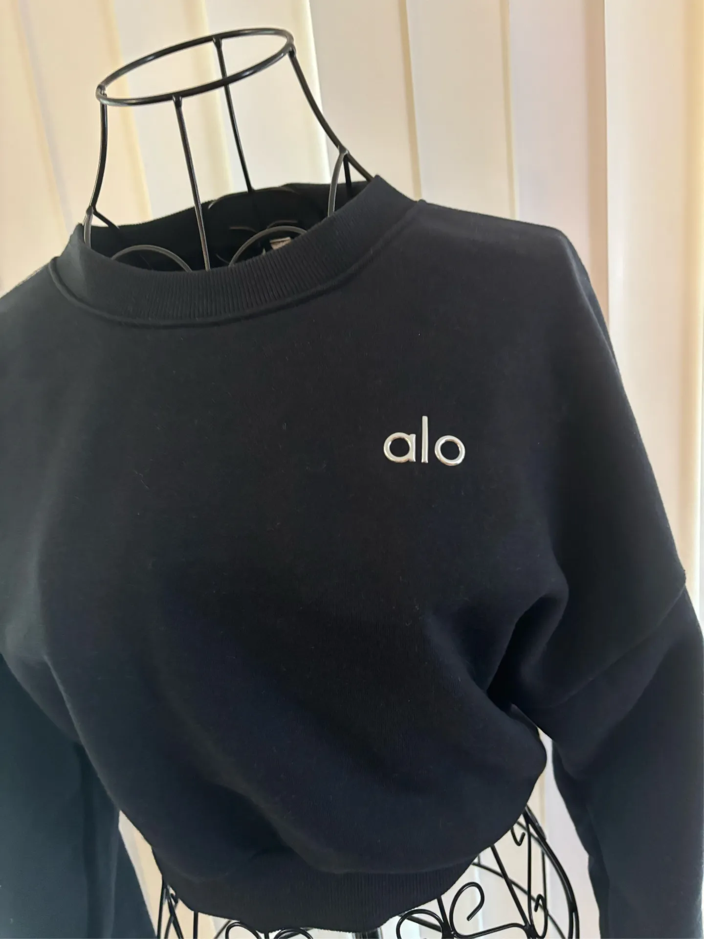 Alo Accolade Cropped Crewneck black size L - Image 2