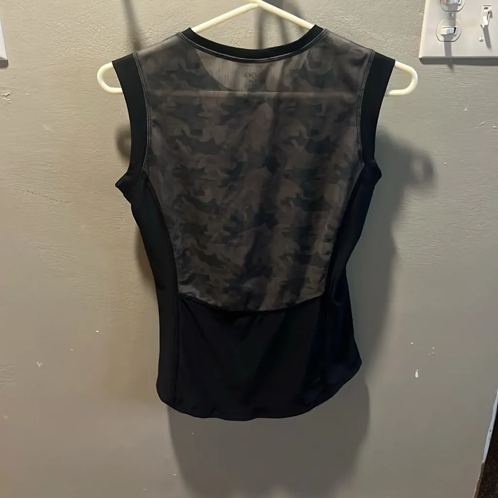 Women’s vogo, small, athletic‎ shirt, sleeveless black with camouflage mesh back - Image 3