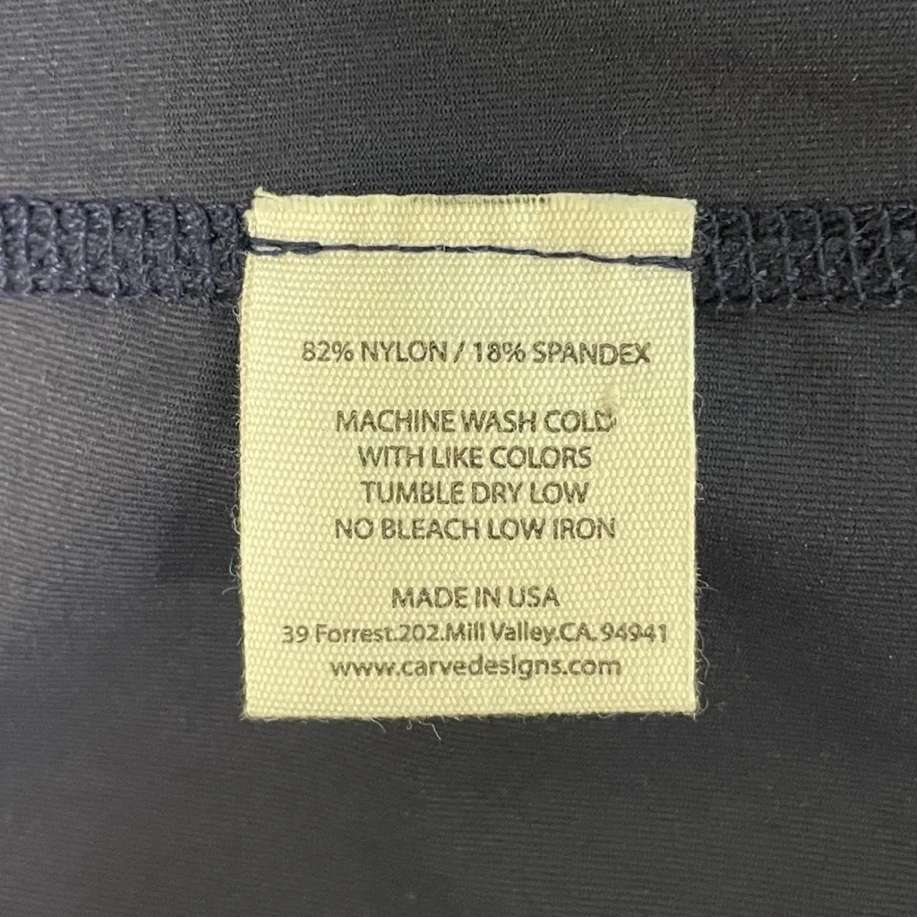 Carve Designs Mock Neck Chevron Logo Rash Guard - Image 6